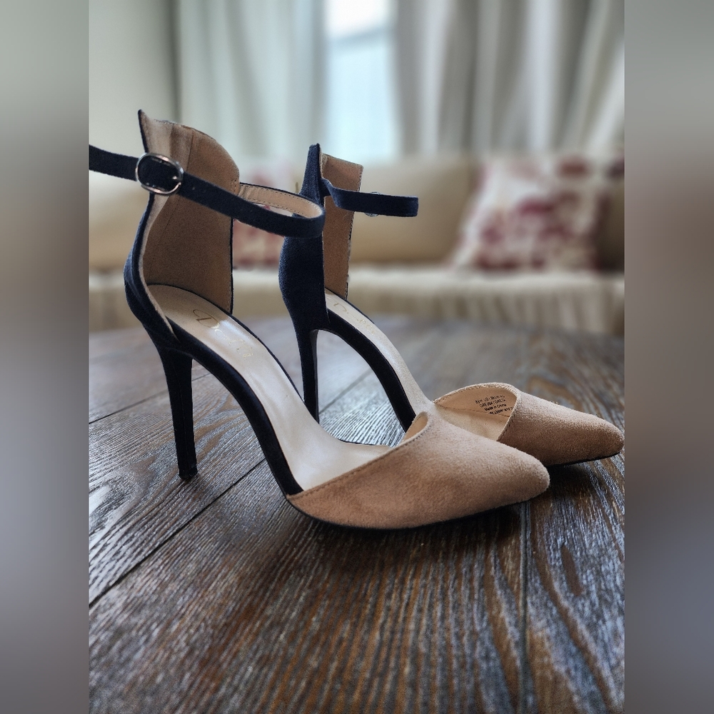 Dolli Two-Tone Tan & Black Women's Heels Size 8.5us - Picture 3 of 7